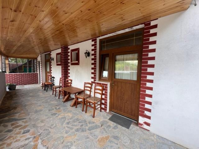 Vila Pepaj Razëm エクステリア 写真